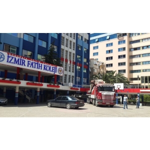 İzmir Fatih Koleji Cam Montajı   İzmir Vinç Hizmeti 7